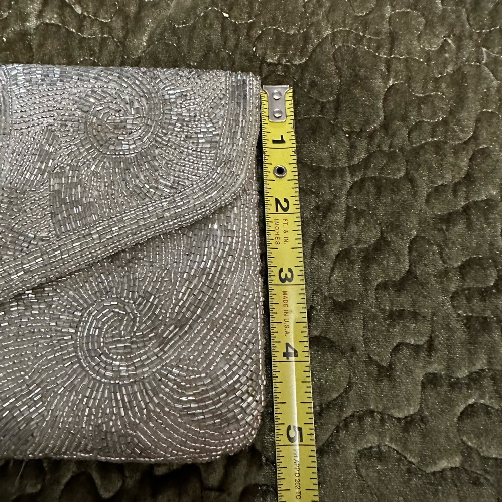 VINTAGE 60’s BEADED clutch - Picture 4 of 8
